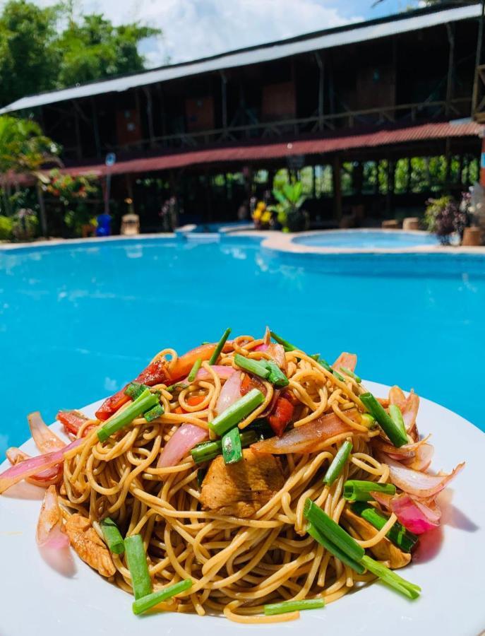 Madera Labrada Lodge Ecologico ตาราโปโต ภายนอก รูปภาพ
