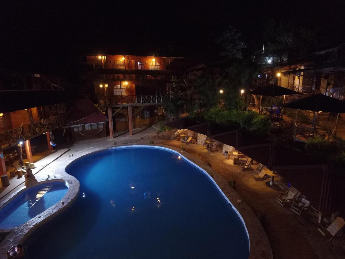 Madera Labrada Lodge Ecologico ตาราโปโต ภายนอก รูปภาพ