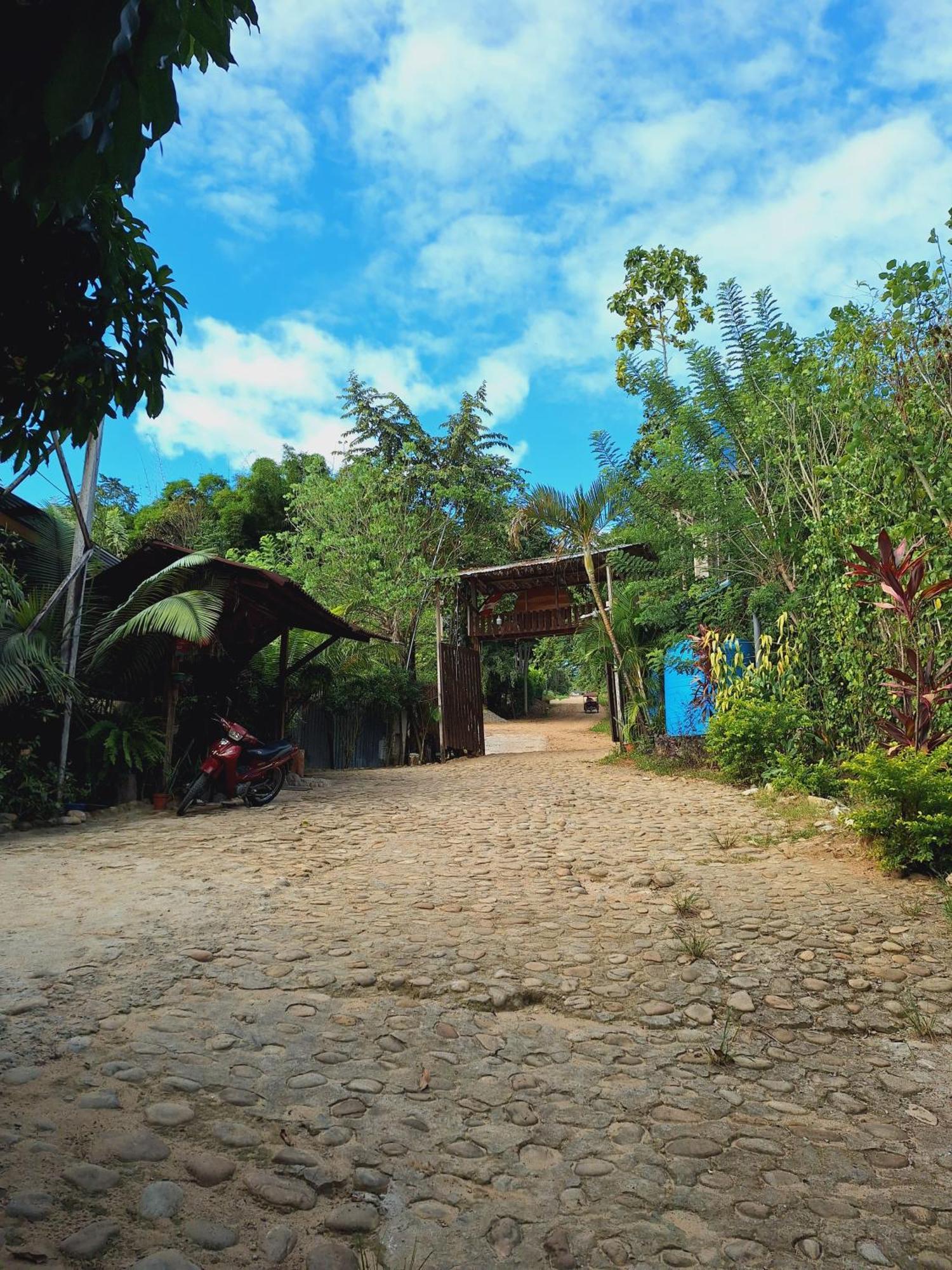 Madera Labrada Lodge Ecologico ตาราโปโต ภายนอก รูปภาพ