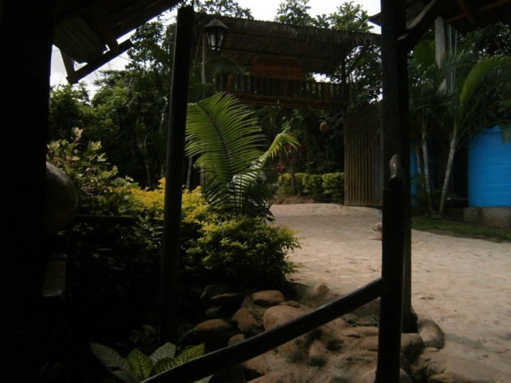 Madera Labrada Lodge Ecologico ตาราโปโต ภายนอก รูปภาพ